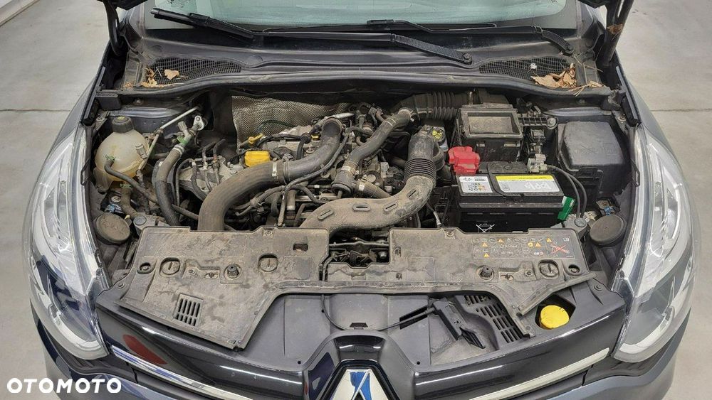 Renault Clio - 23
