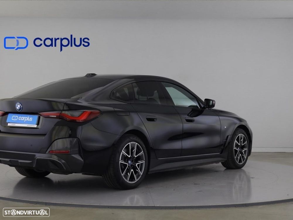 BMW i4 eDrive40 Desportiva M - 7