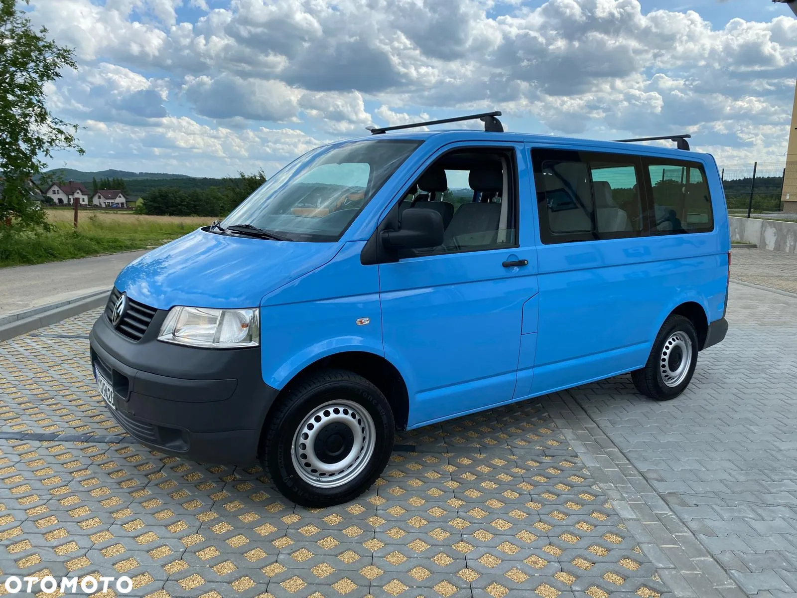 Volkswagen Caravelle - 21