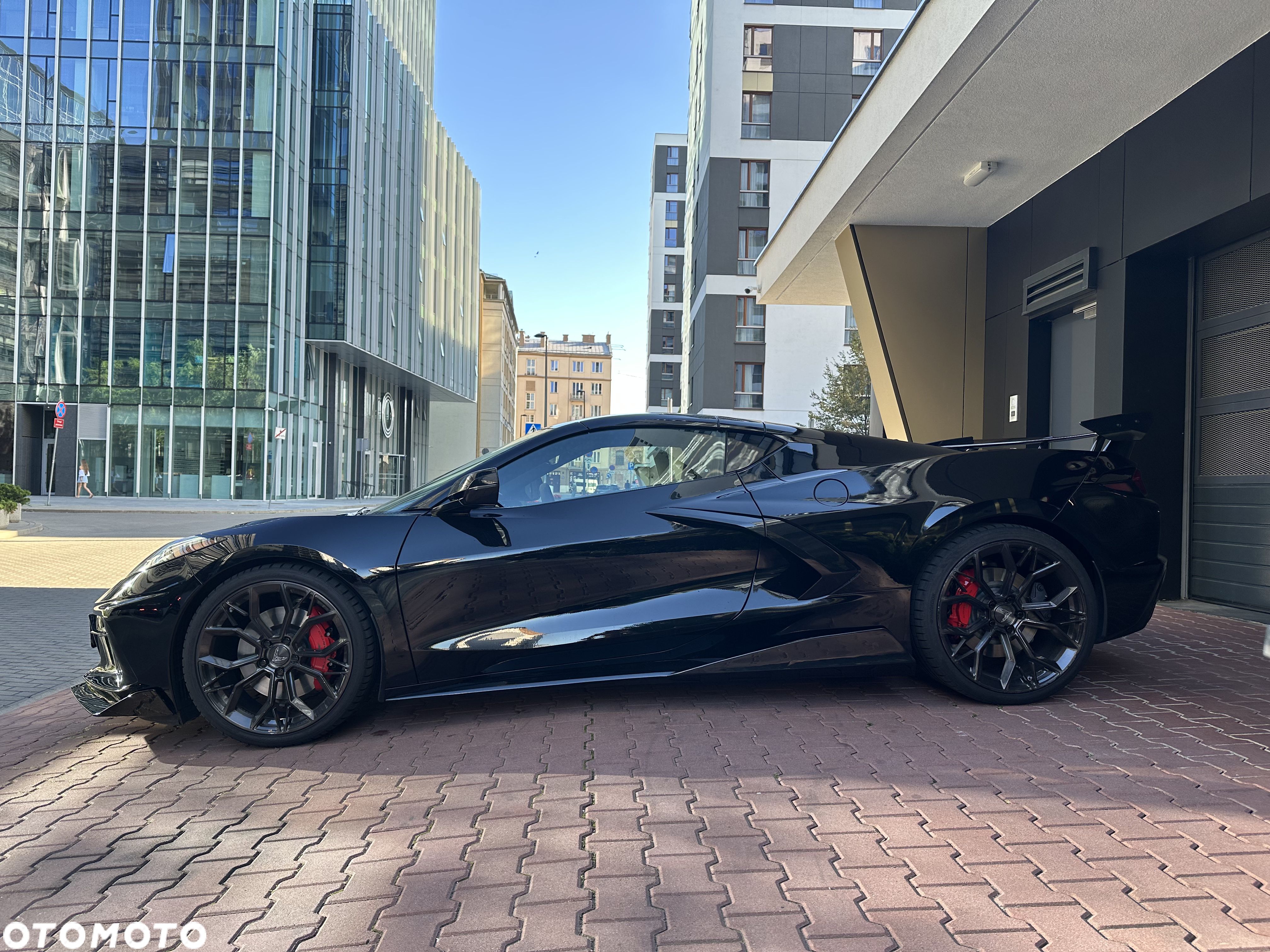 Chevrolet Corvette - 1