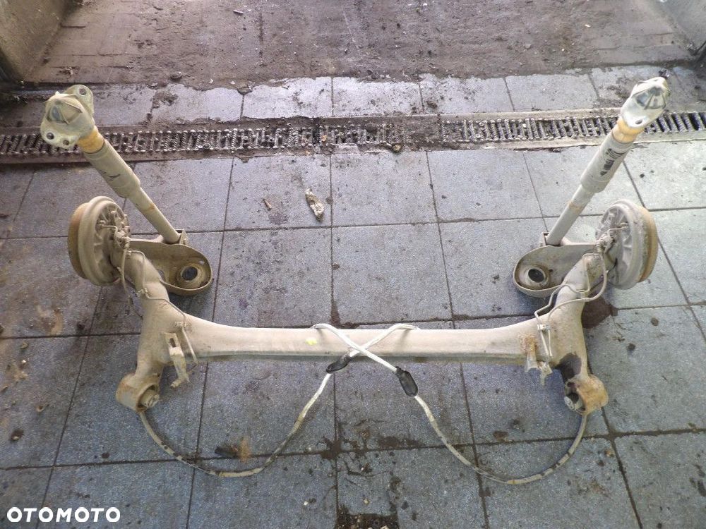 SKODA FABIA III 3 KOMBI OŚ TYLNA BELKA - 1