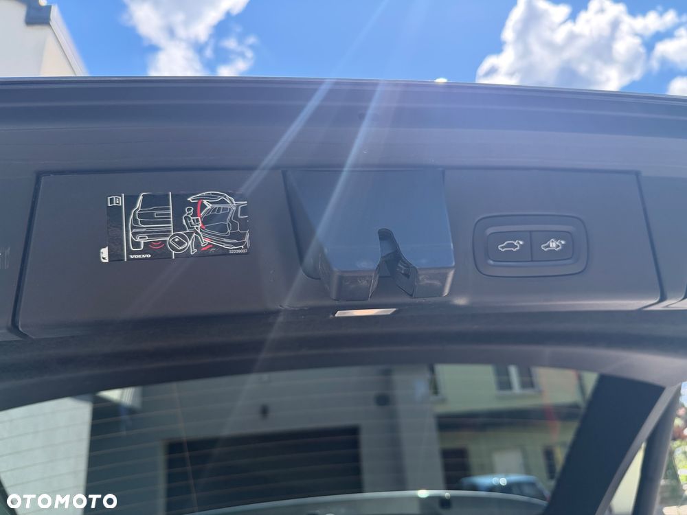 Volvo V90 D5 AWD Momentum - 16