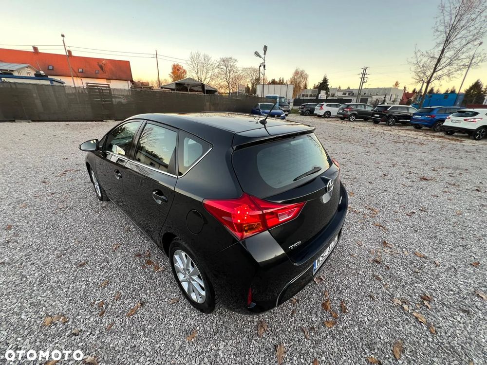 Toyota Auris 1.6 Dynamic - 38