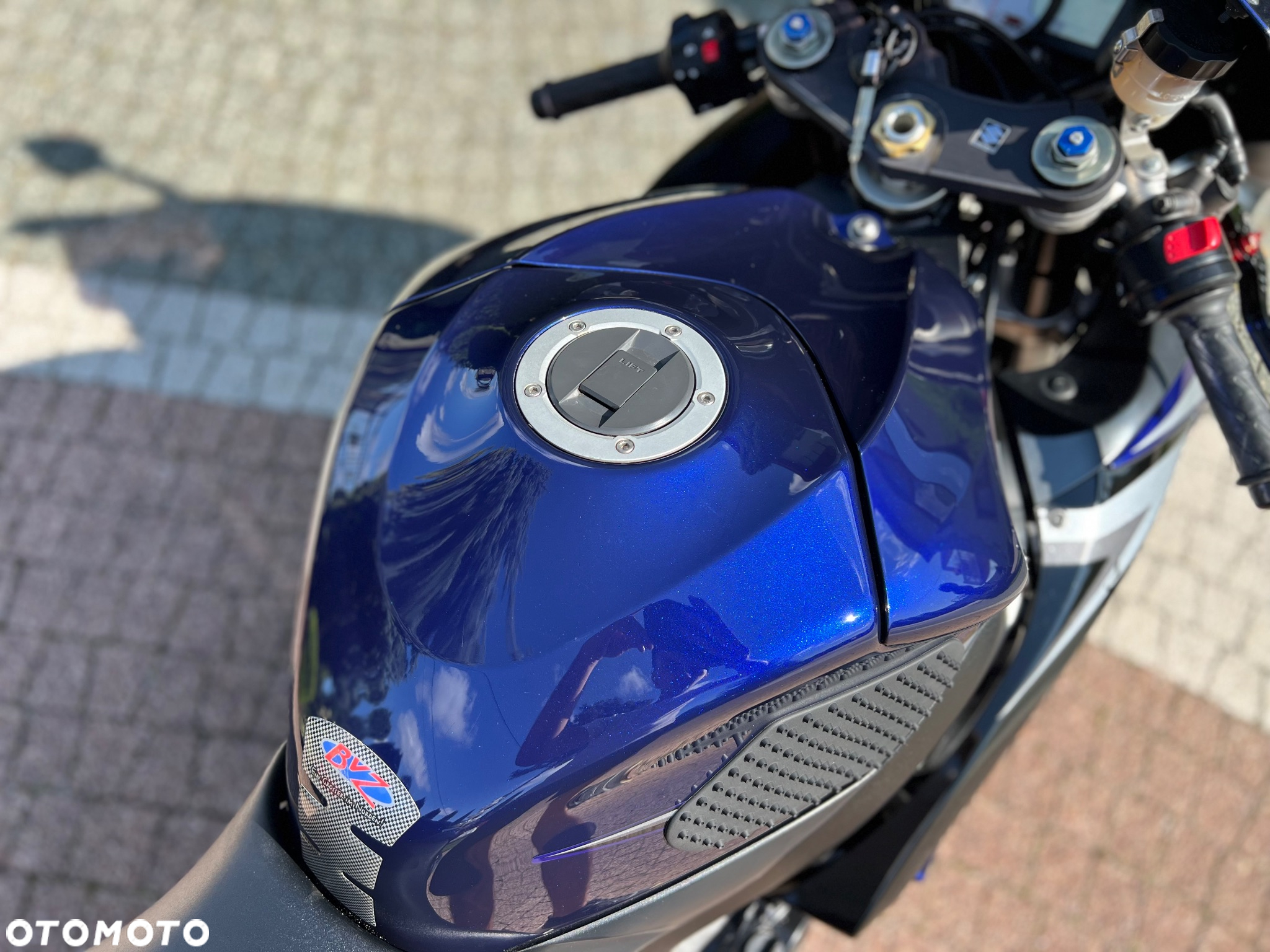 Suzuki GSX-R - 15