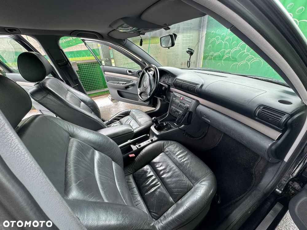Audi A4 Avant - 6