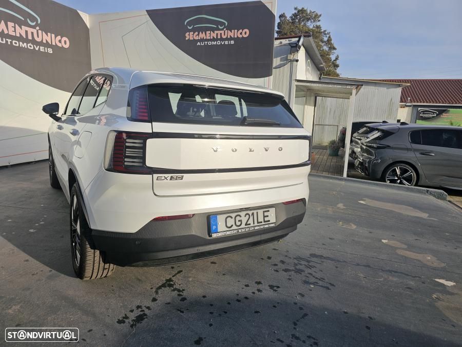 Volvo EX30 Single Motor Extended Range RWD Core - 15