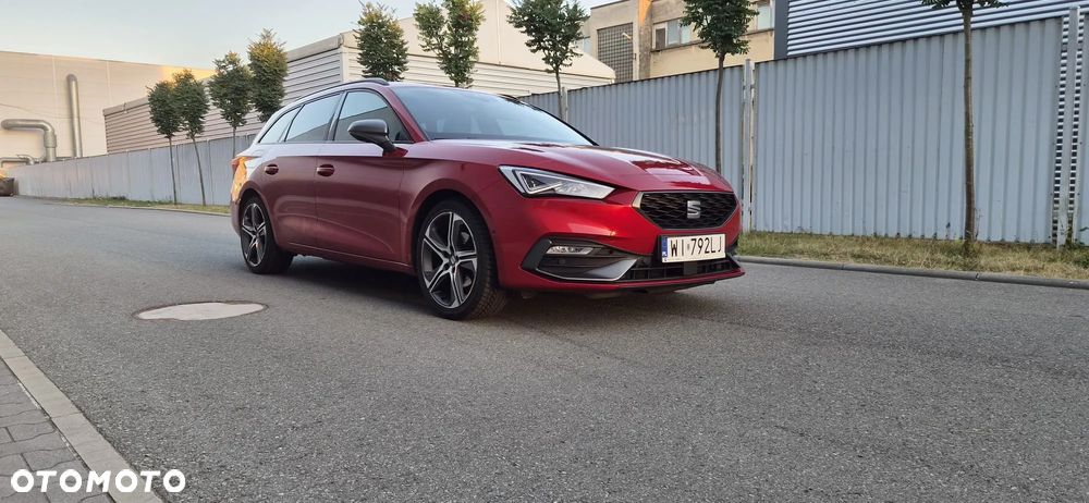 Seat Leon Sportstourer 1.5 eTSI FR DSG - 1