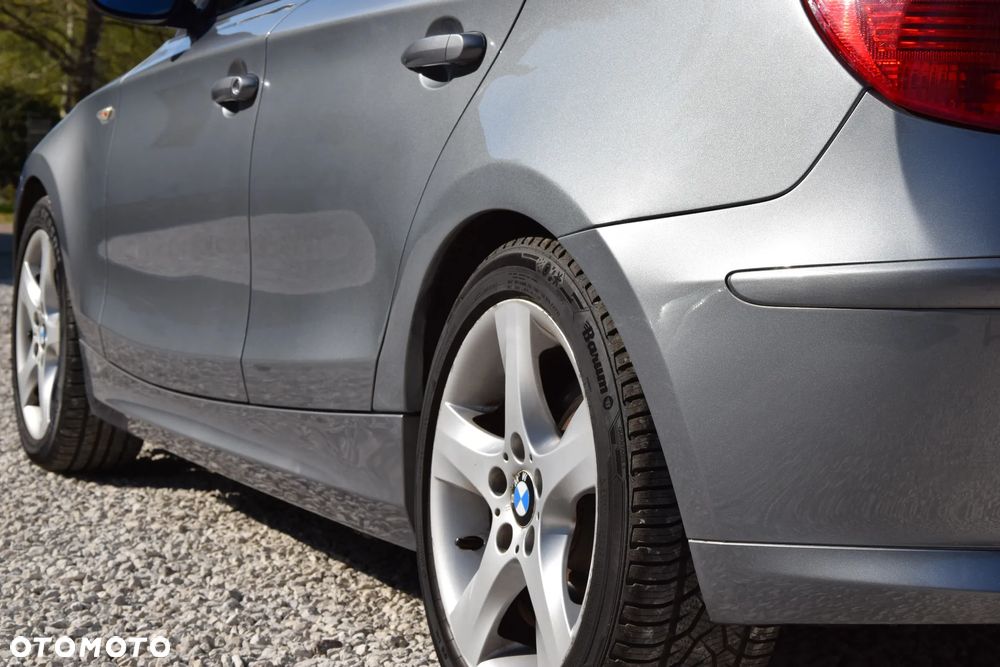 BMW Seria 1 120d DPF Edition Lifestyle - 11