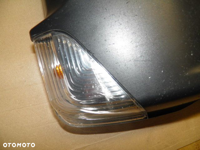 LUSTERKO PRAWE MERCEDES SPRINTER 906 lift 6 PIN - 10