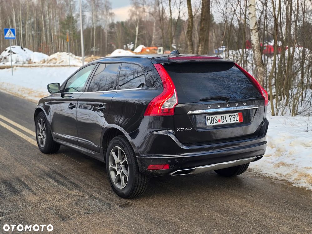 Volvo XC 60 D4 Drive-E Ocean Race - 16