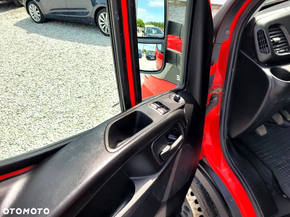 Iveco DAILY 35S17 - 23