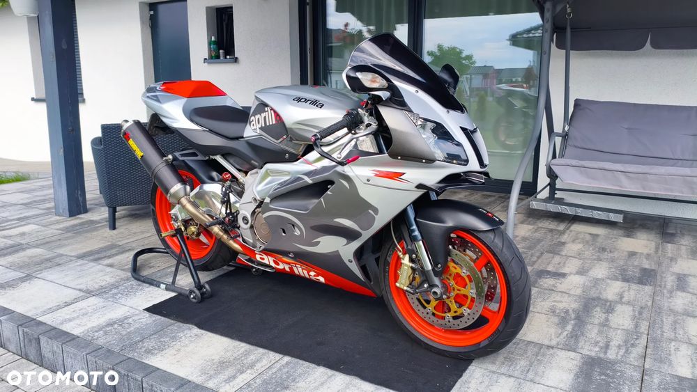 Aprilia RSV - 2