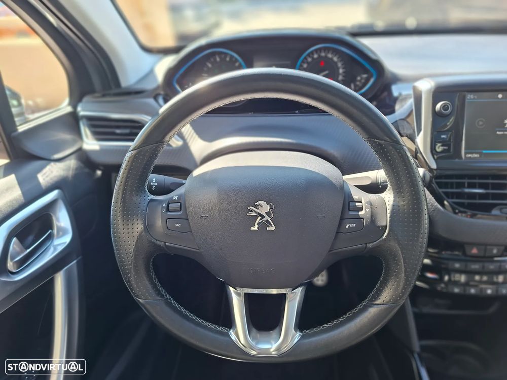 Peugeot 2008 1.2 PureTech Crossway - 31