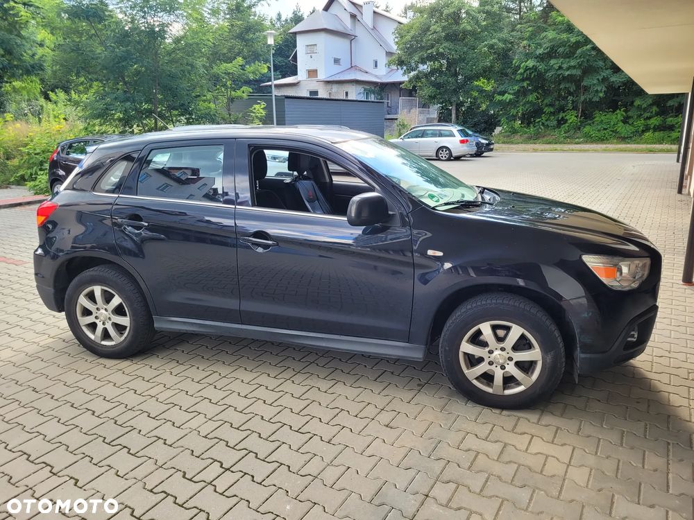 Mitsubishi ASX - 4