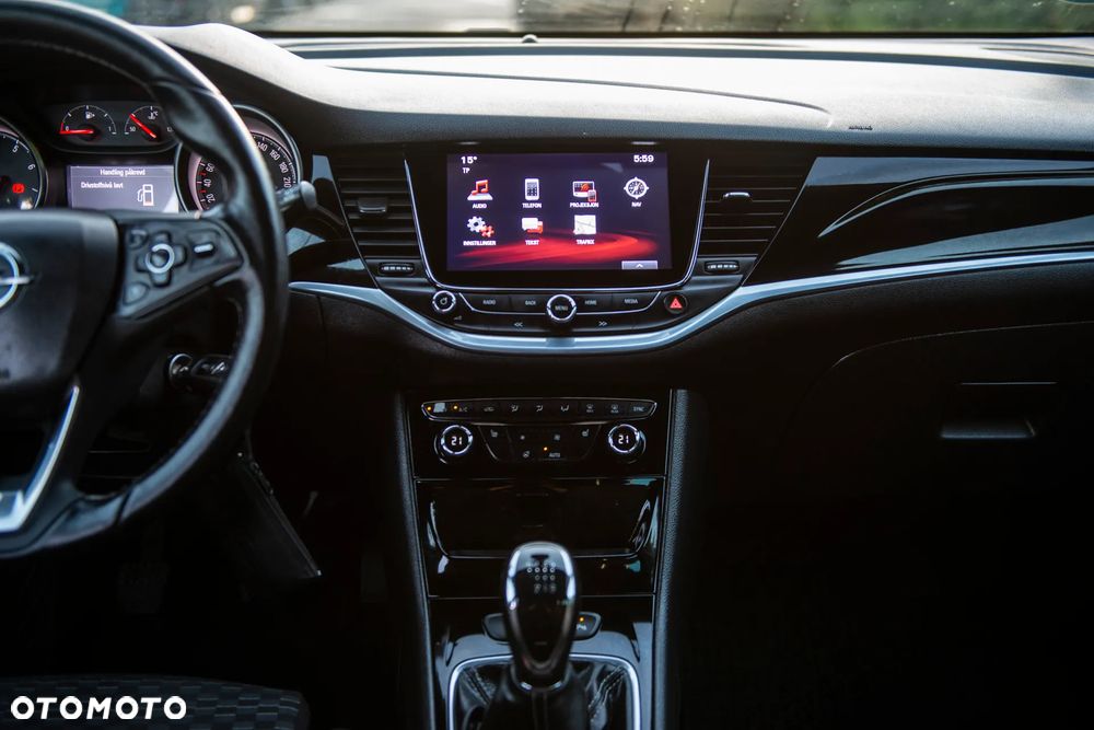Opel Astra 1.4 Turbo Edition - 33