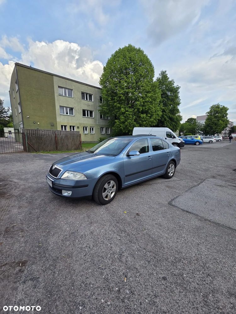 Skoda Octavia 1.6 Elegance - 1