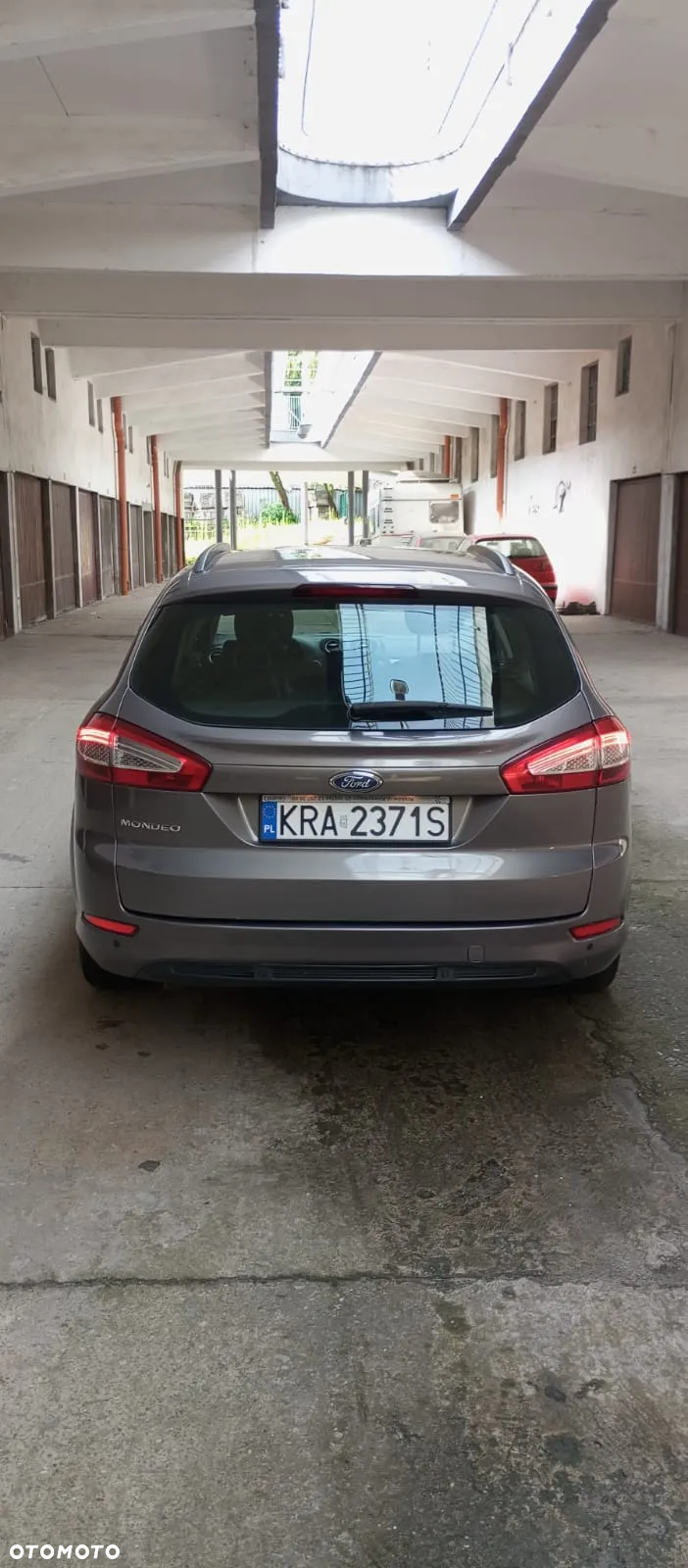 Ford Mondeo 2.0 TDCi Ambiente - 12