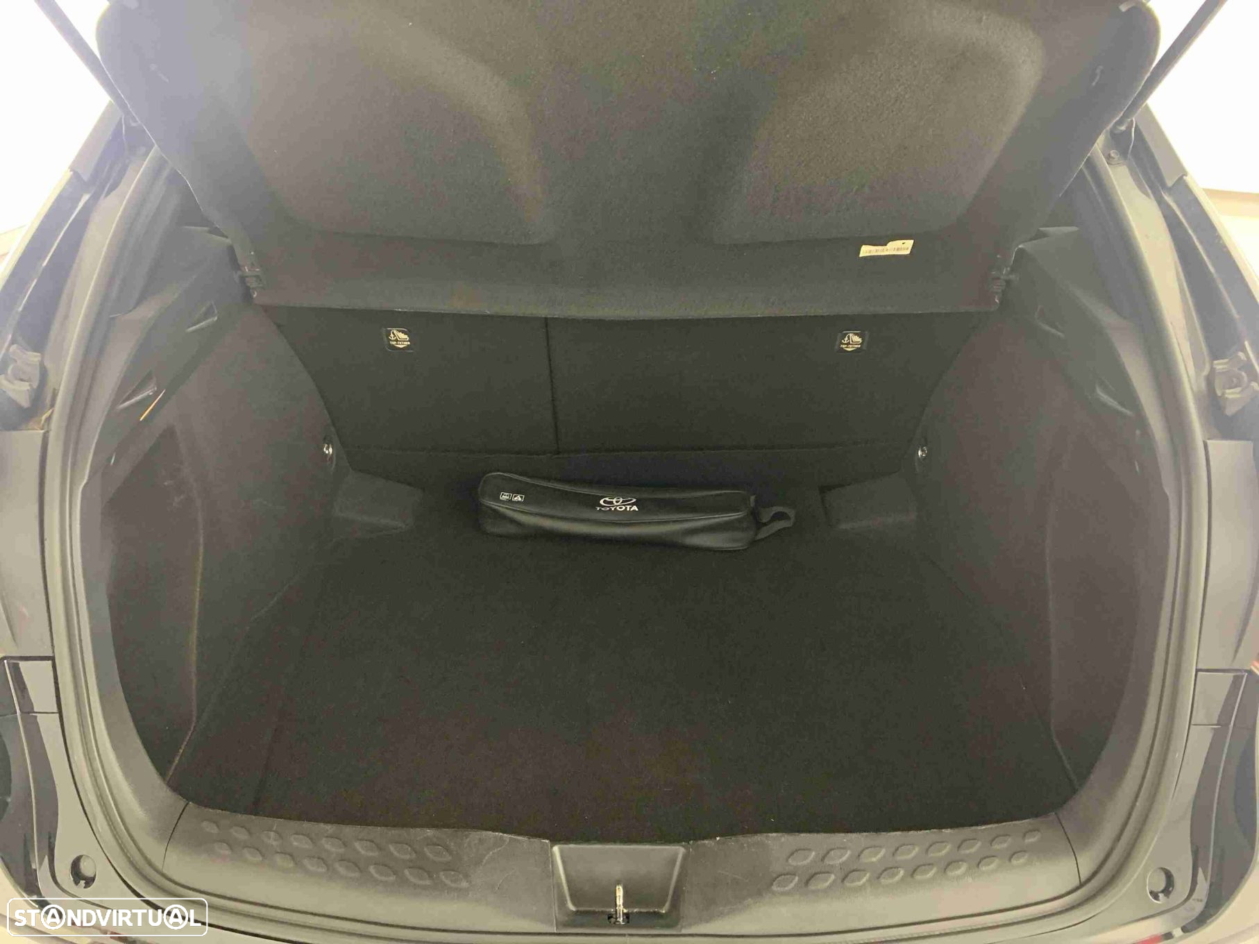 Toyota C-HR 1.8 Hybrid Exclusive+P.Luxury - 14