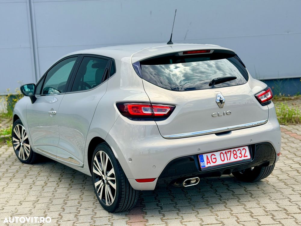 Renault Clio - 7