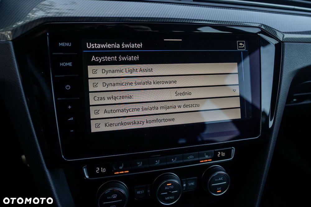 Volkswagen Passat Variant 2.0 TDI BMT Highline DSG - 28