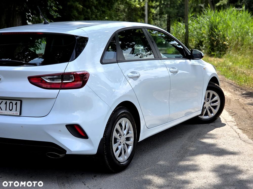 Kia Ceed 1.0 T-GDI M - 12