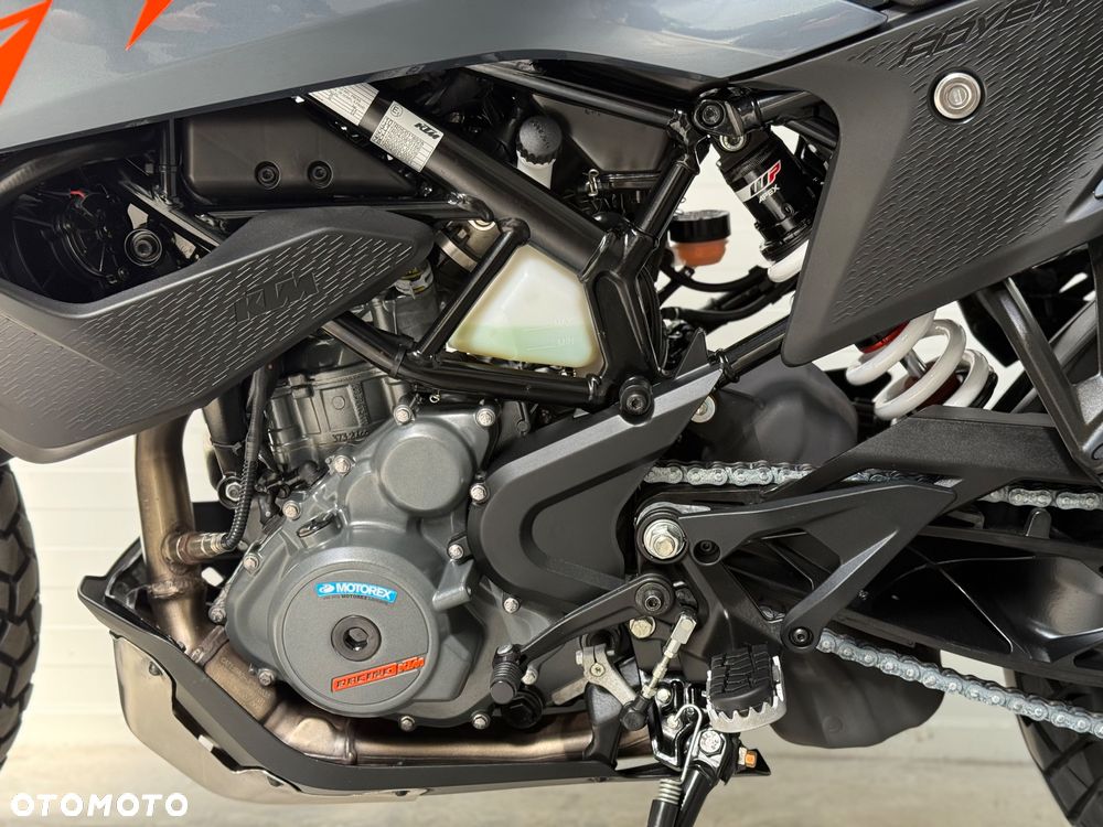 KTM Adventure - 30