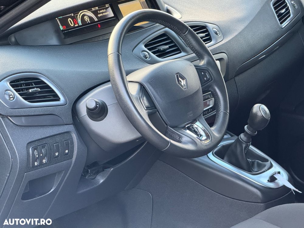 Renault Grand Scenic Energy dCi 110 S&S LIMITED - 12