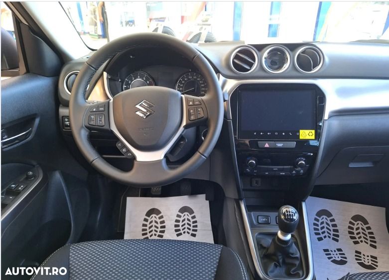 Suzuki Vitara 1.4 Boosterjet MHEV Passion - 4