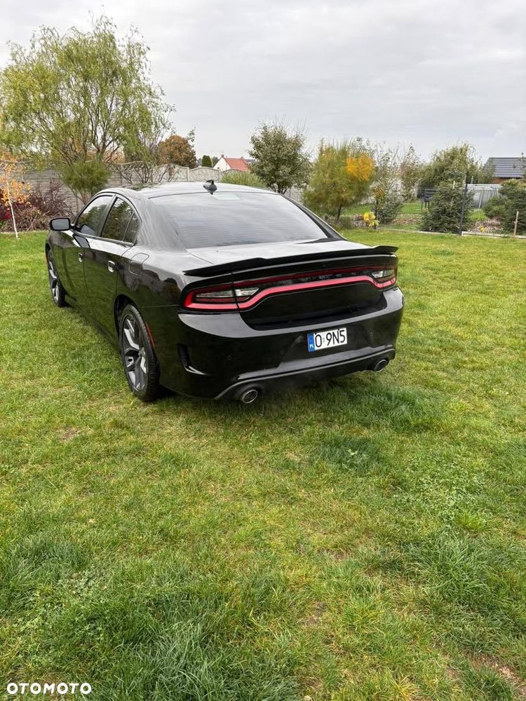 Dodge Charger 5.7 R/T - 4