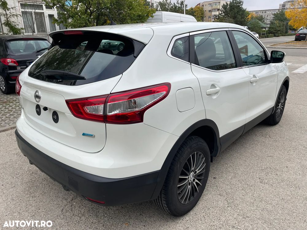 Nissan Qashqai 1.5 DCI Start/Stop N-Connecta - 3