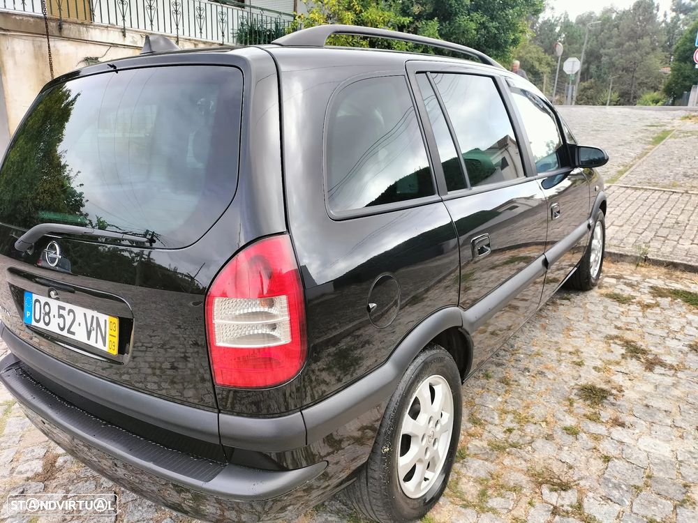 Opel Zafira 1.6 16V Elegance - 4
