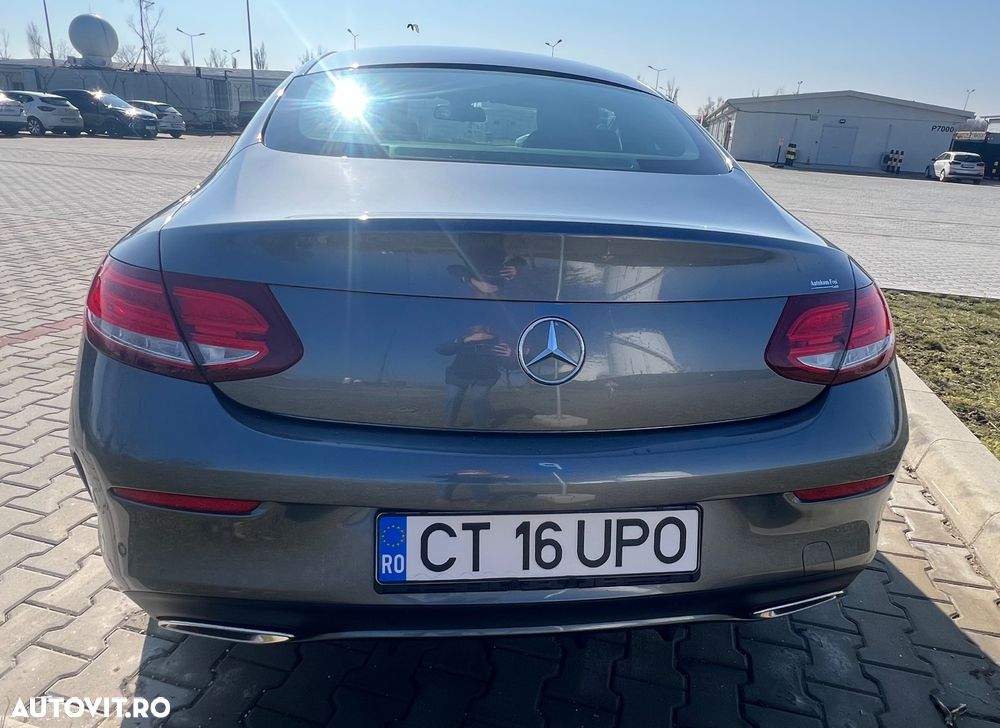 Mercedes-Benz C 200 - 6