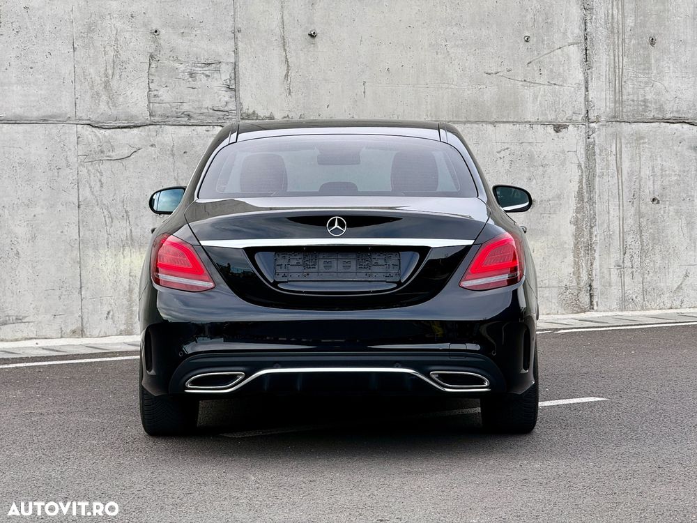 Mercedes-Benz C 220 d 4Matic 9G-TRONIC AMG Line - 3