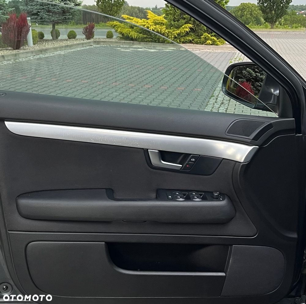 Audi A4 Avant 2.0 TDI - 6