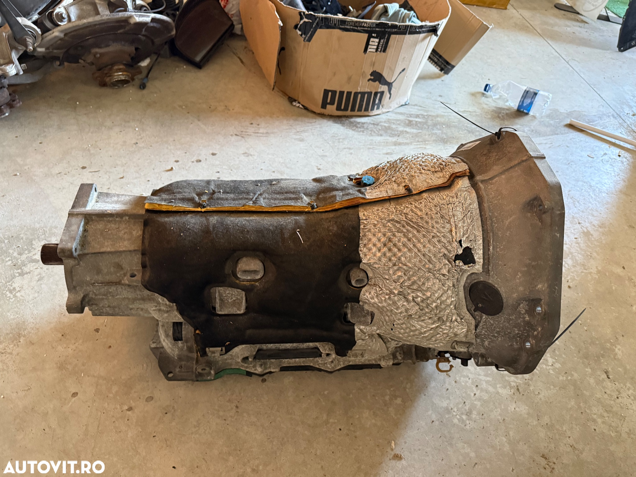 Cutie viteza Bmw seria 7 G11 G12 750i 4.4 - 10