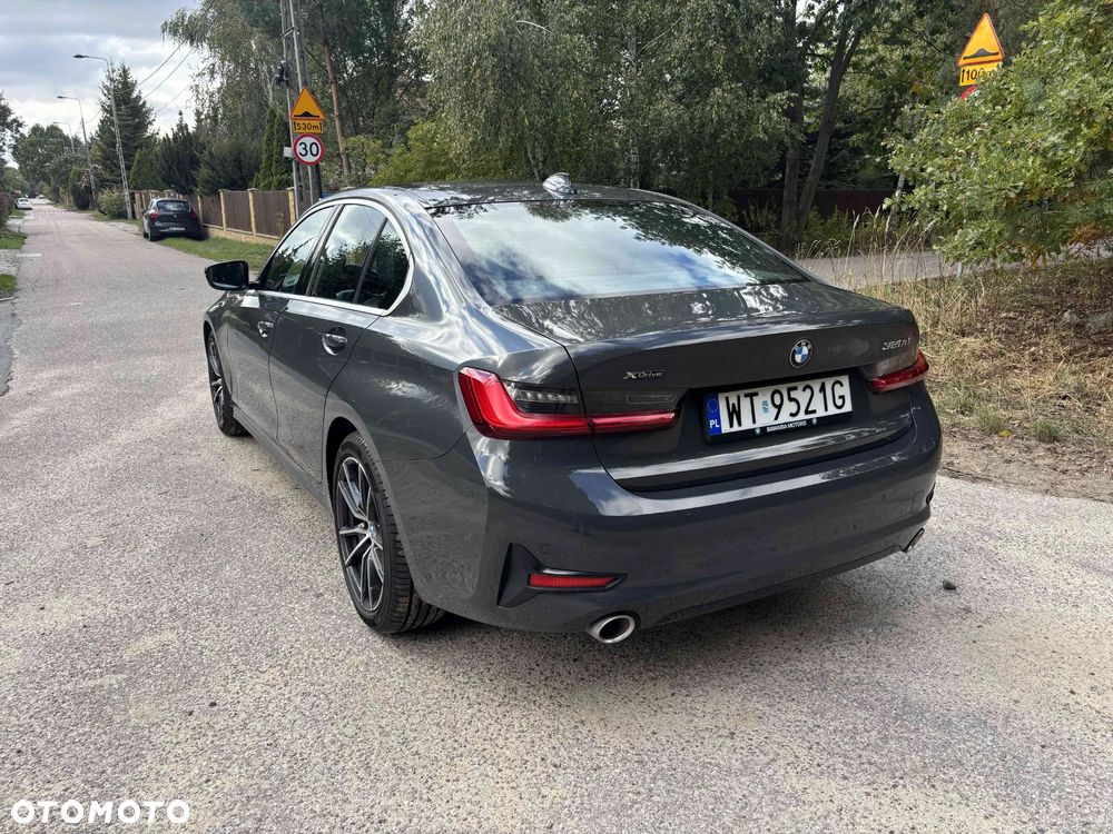 BMW Seria 3 320d xDrive Sport Line - 12
