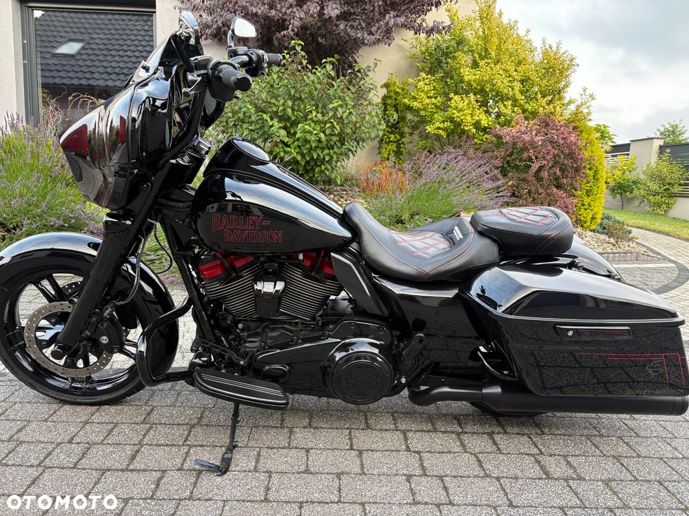 Harley-Davidson Touring Street Glide - 15