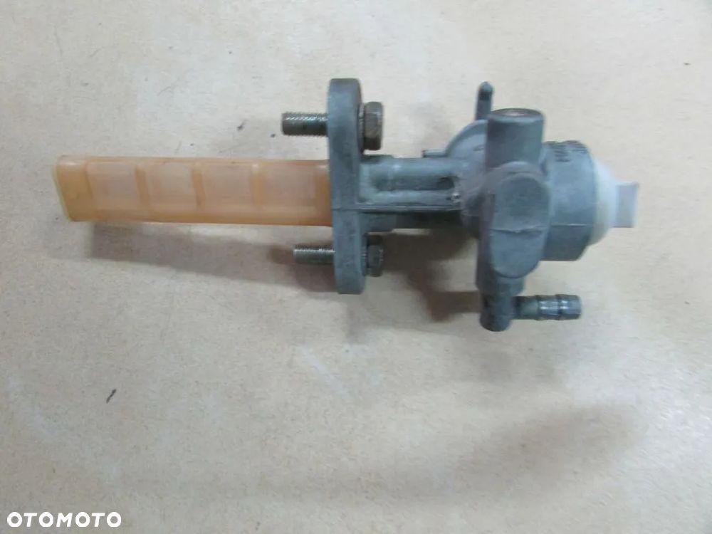 SUZUKI GN 250 kran paliwa - 1