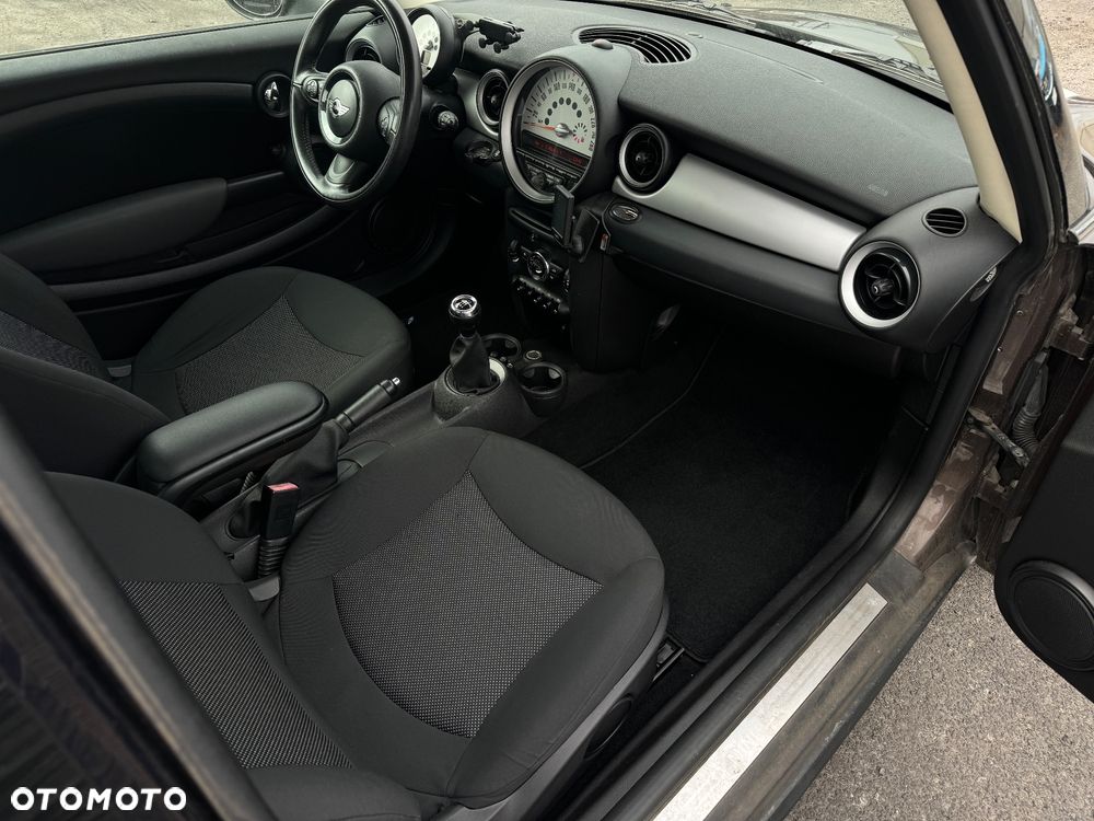 MINI ONE Brick Lane - 18