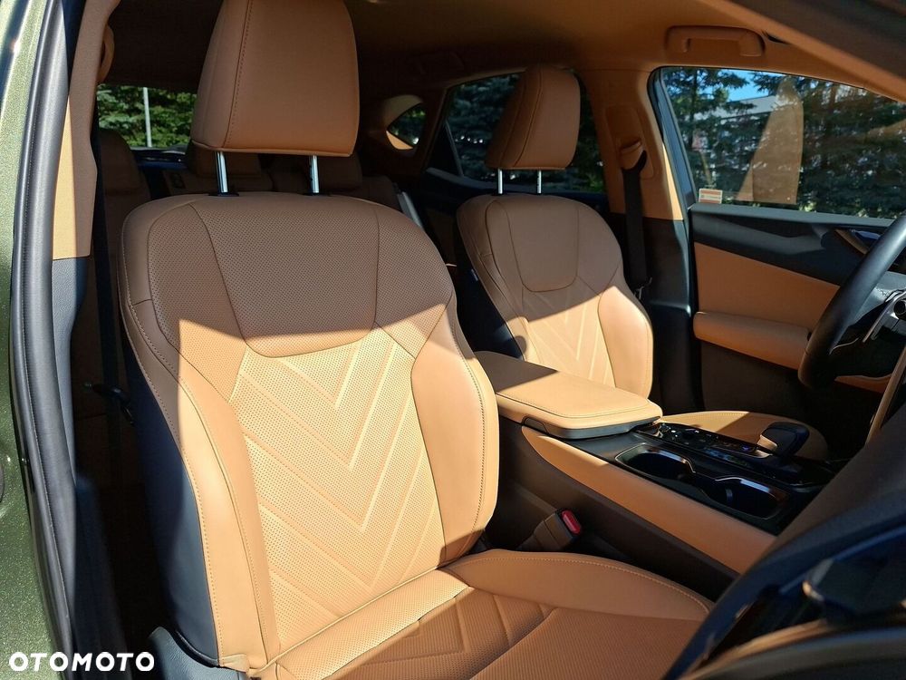 Lexus NX 350h Prestige AWD - 18