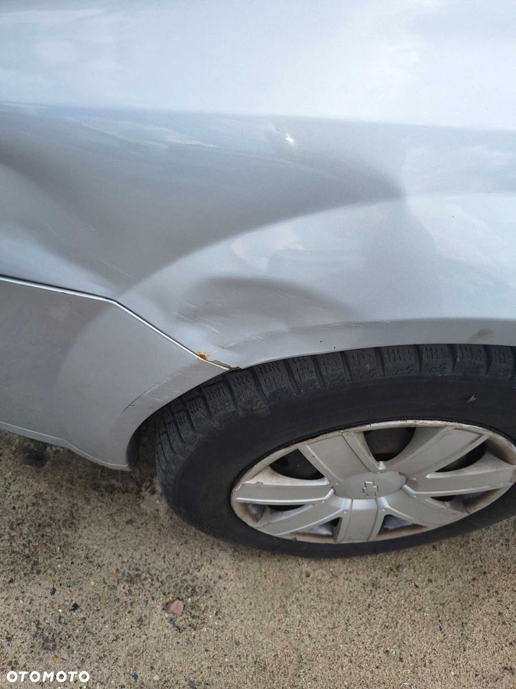 Chevrolet Lacetti - 4