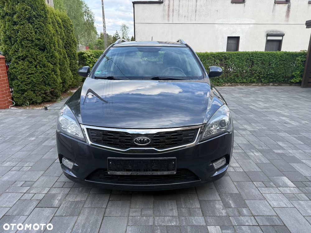 Kia Ceed 1.4 CVVT Dream-Team Edition - 3