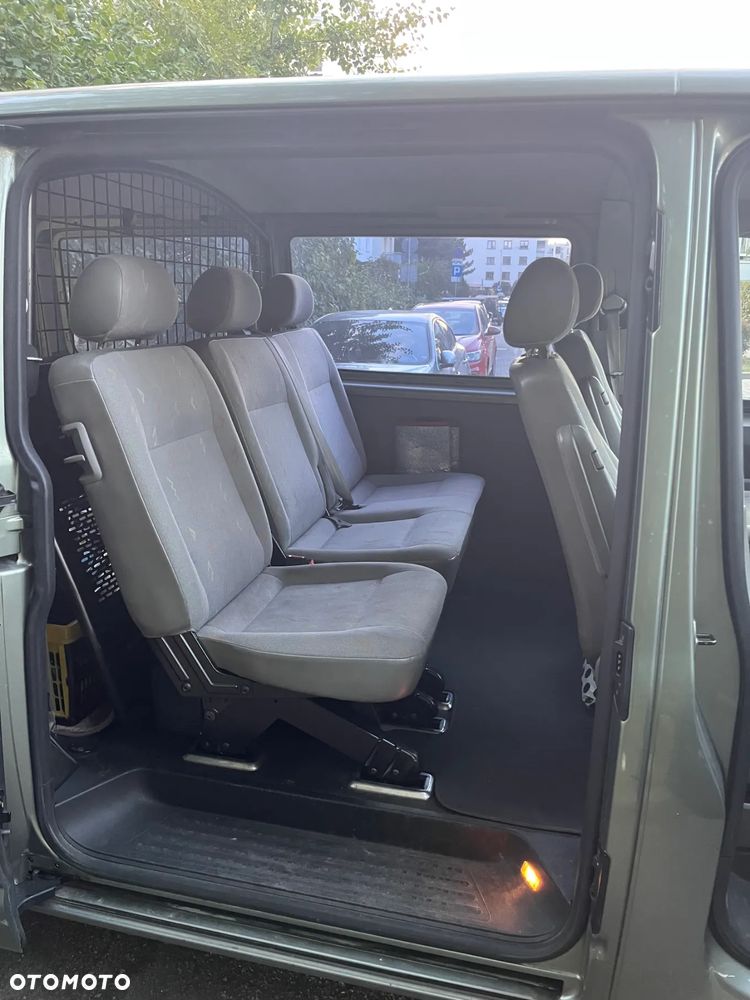 Volkswagen Transporter T5 TDI L1H1 - 10