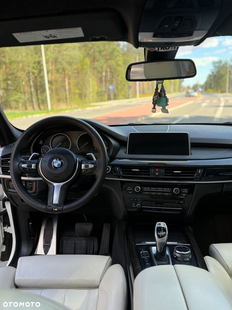 BMW X5 xDrive35i - 17
