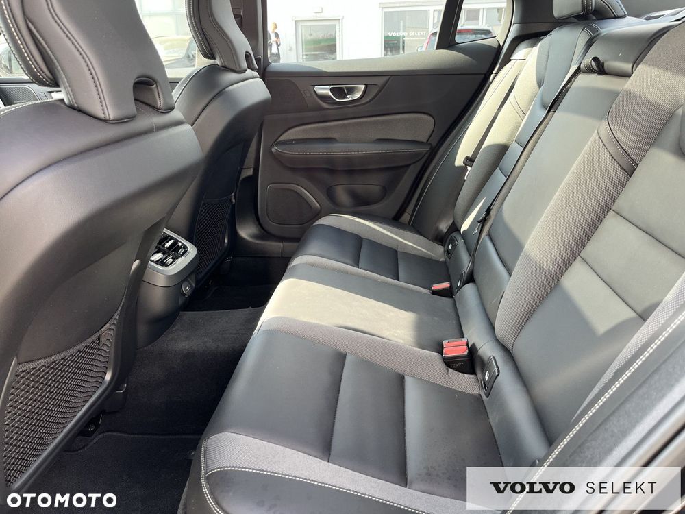 Volvo S60 - 30