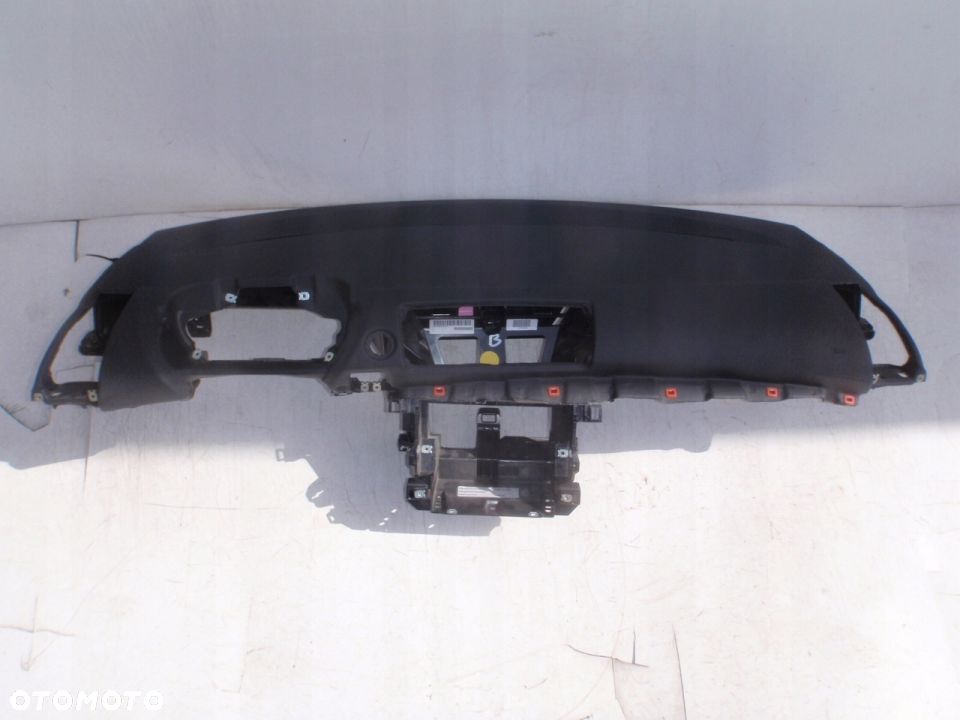 BMW 1 E87 E88 E81 E82 DESKA KONSOLA KOKPIT PULPIT PÓŁKA PARAPET AIRBAG NAVI BEZ NAVI POD SCHOWEK BEZ - 2