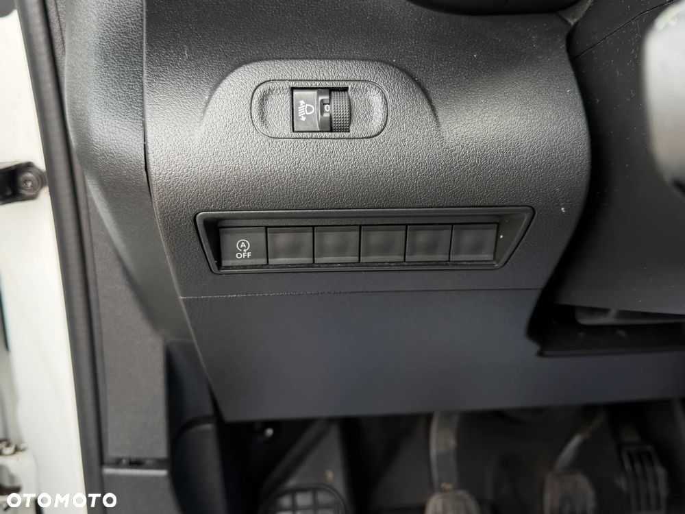 Citroën BERLINGO - 26
