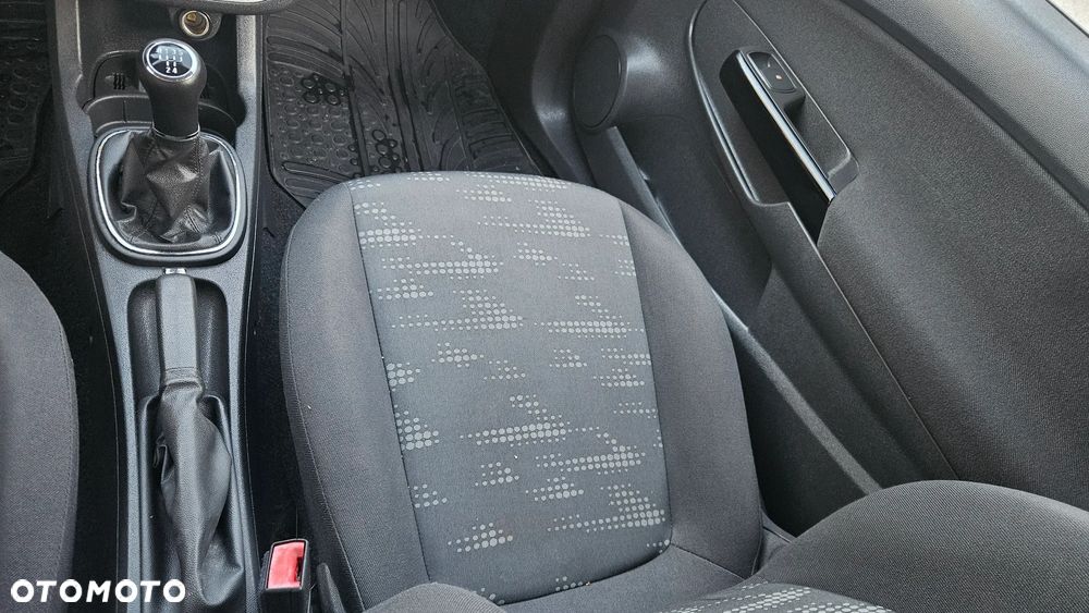 Opel Corsa 1.4 16V Satellite - 29