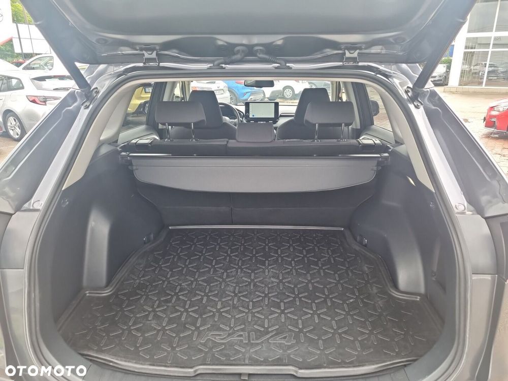 Toyota RAV4 - 13