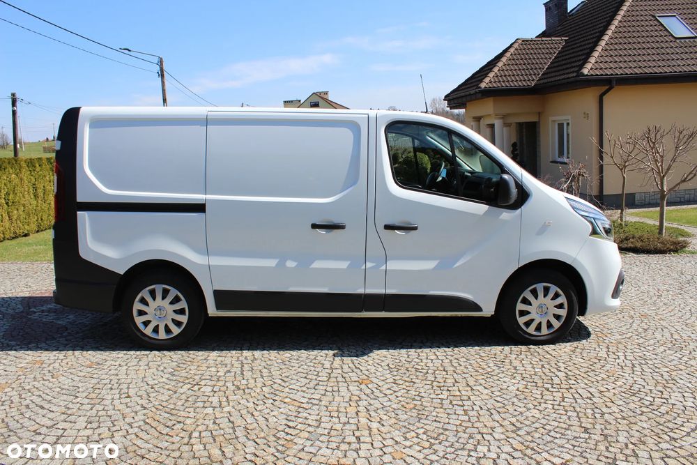 Nissan NV 300 - 3